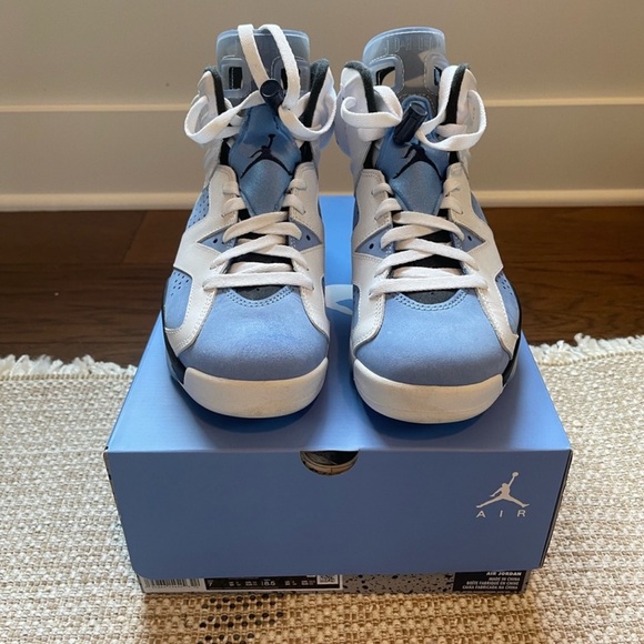 Air Jordan 6 Retro 'UNC Home' - Picture 3 of 4